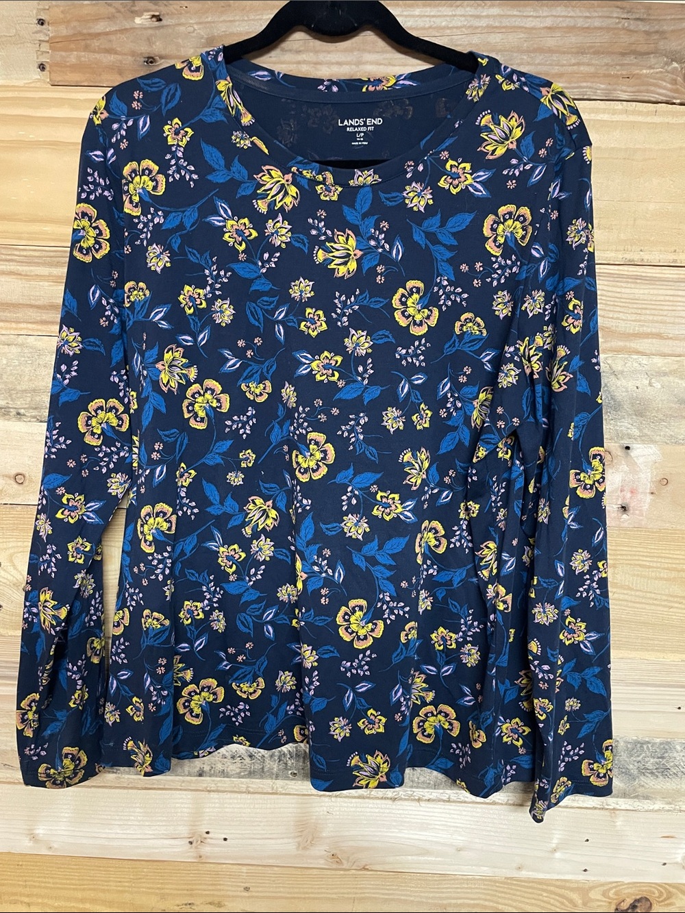 Lands’ End LP Blue Crewneck Long Sleeve With Floral Print Relaxed Fit T-Shirt